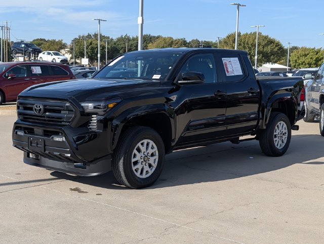 Certified 2024 Toyota Tacoma SR5 AWD/4WD image 10