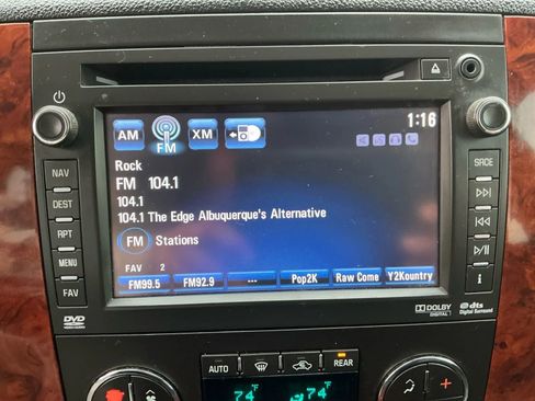 Used 2013 Chevrolet Suburban LTZ image 29