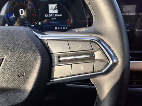 Used 2026 Chevrolet Equinox ACTIV image 14