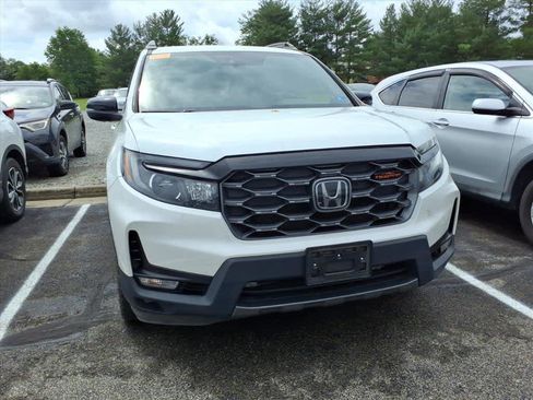 Used 2023 Honda Passport TrailSport image 9