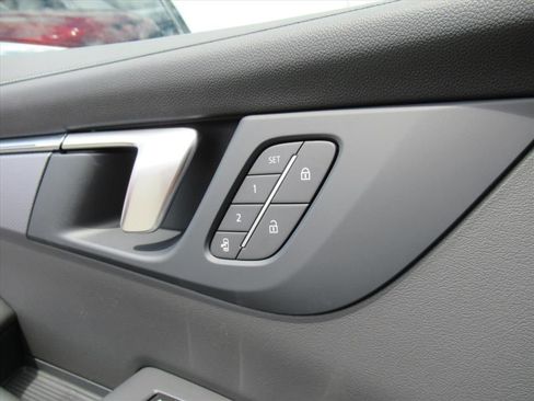 New 2026 Buick Enclave Sport Touring w/ Power Package image 27