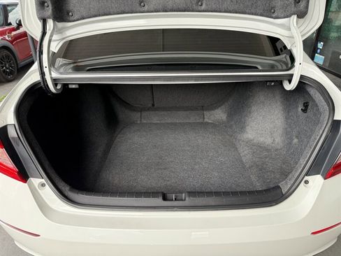 Used 2018 Honda Accord EX image 36