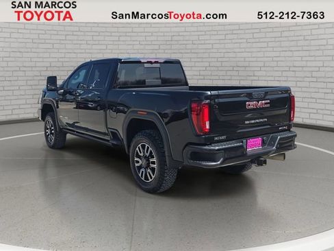Used 2022 GMC Sierra 2500 AT4 w/ AT4 Preferred Package image 7
