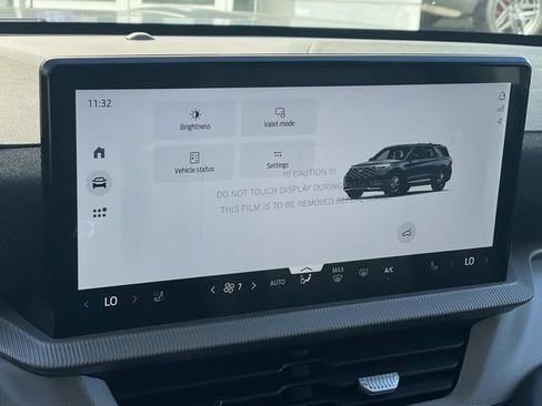 New 2026 Ford Explorer Active w/ Active Comfort Package image 12