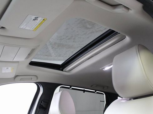 Used 2024 MAZDA CX-90 3.3 Turbo w/ Preferred Plus image 22