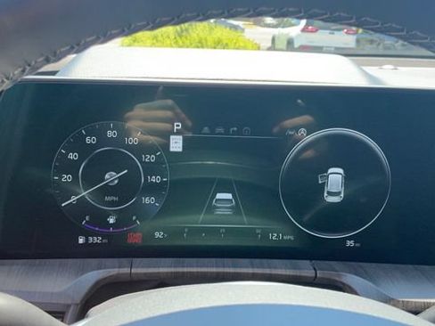 Used 2025 Kia Telluride SX w/ SX Captain's Chair Package AWD/4WD image 40