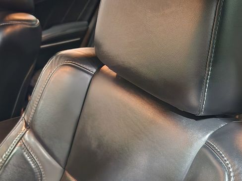 Used 2018 Dodge Charger GT image 34