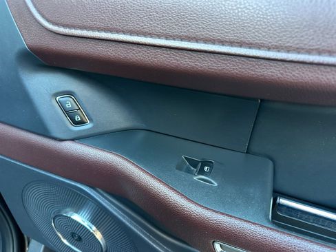 Used 2024 Ford Expedition Max Limited image 21