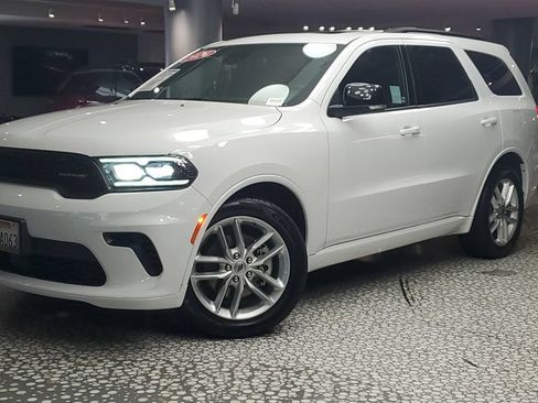 Used 2024 Dodge Durango GT RWD image 36