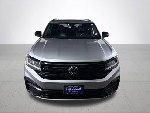 Certified 2023 Volkswagen Atlas Cross Sport SEL R-Line AWD/4WD image 3