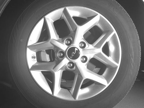 Used 2025 Kia Soul LX w/ LX Technology Package FWD image 15