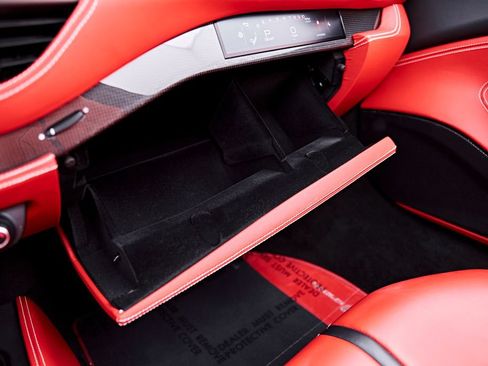 Used 2022 Ferrari F8 Tributo RWD image 77