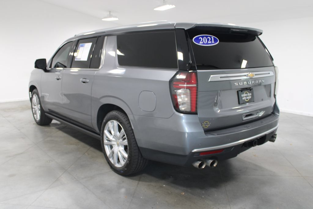 Used 2021 Chevrolet Suburban High Country RWD image 8