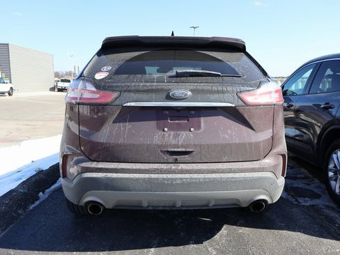 Used 2020 Ford Edge Titanium image 9