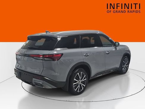 Used 2025 INFINITI QX60 Sensory AWD/4WD image 5
