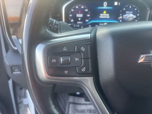 Used 2017 Nissan Pathfinder SV AWD/4WD image 30