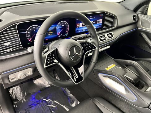 Used 2025 Mercedes-Benz GLE 350 4MATIC image 18