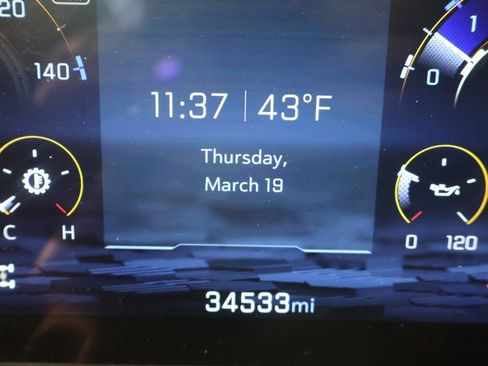 Used 2025 Chevrolet Tahoe LT image 42