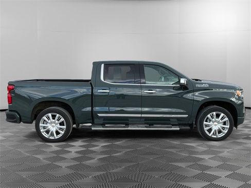 New 2026 Chevrolet Silverado 1500 High Country w/ Technology Package image 2