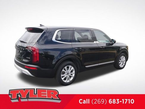 Used 2020 Kia Telluride LX AWD/4WD image 8