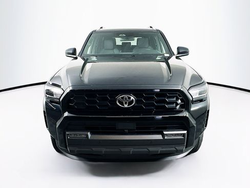 Used 2025 Toyota 4Runner TRD Off-Road image 2