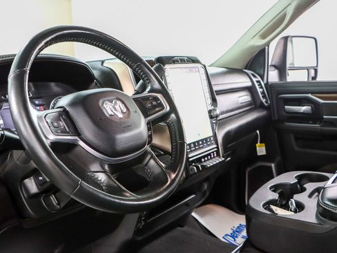 Used 2023 RAM 2500 Laramie AWD/4WD image 23