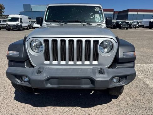 Used 2022 Jeep Wrangler Unlimited Sport AWD/4WD image 2