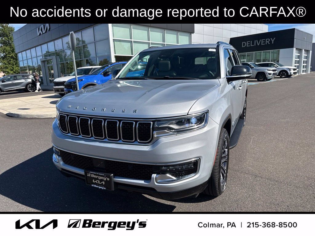 Used 2024 Jeep Wagoneer 4WD w/ Premium Group I image 2