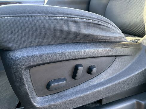 Used 2017 GMC Sierra 1500 SLE w/ SLE Value Package image 24