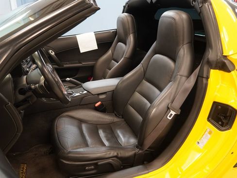 Used 2011 Chevrolet Corvette Grand Sport RWD image 3