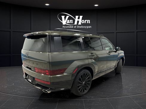 Used 2024 Hyundai Santa Fe Calligraphy AWD/4WD image 7