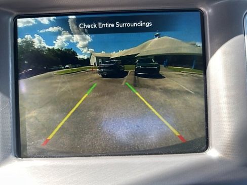 Used 2023 Dodge Charger SXT image 24