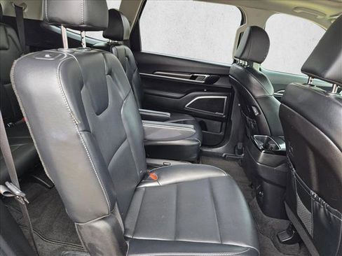 Used 2025 Kia Telluride S AWD/4WD image 22