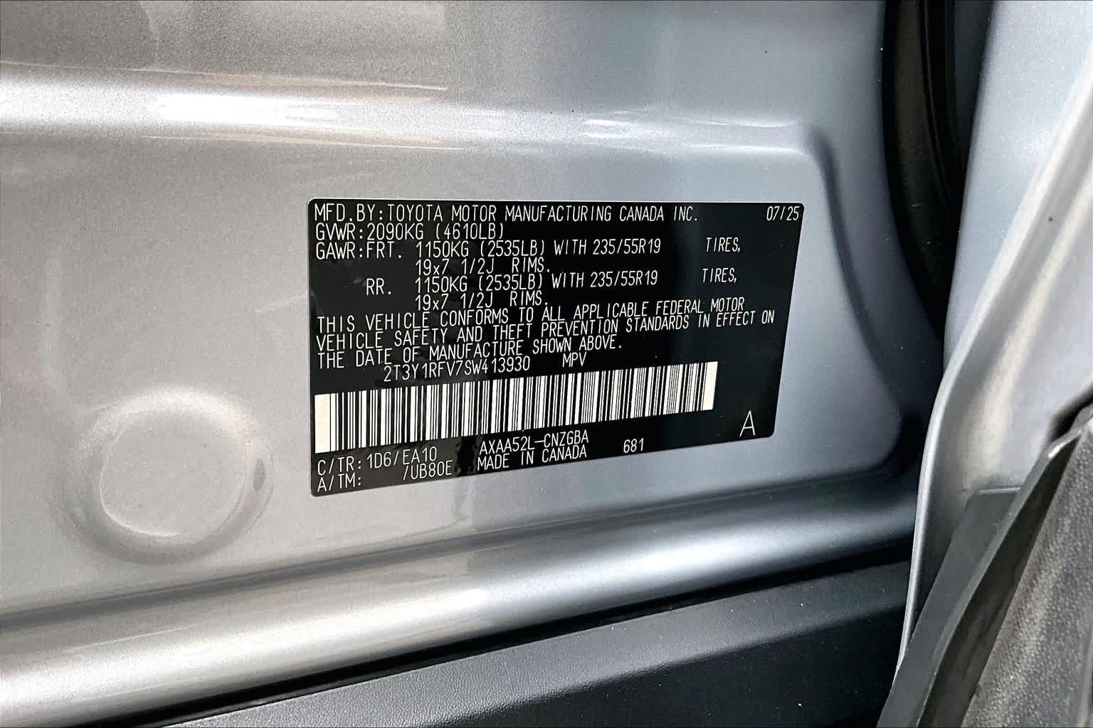 Certified 2025 Toyota RAV4 Limited FWD image 34