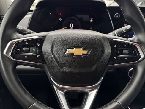 Used 2025 Chevrolet Trax LT w/ Driver Confidence Package FWD image 26