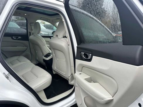 Used 2025 Volvo XC60 B5 Ultra w/ Protection Package Premier image 13