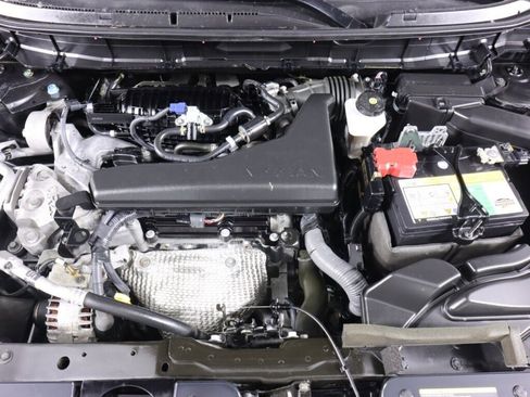 Used 2019 Nissan Rogue AWD image 40