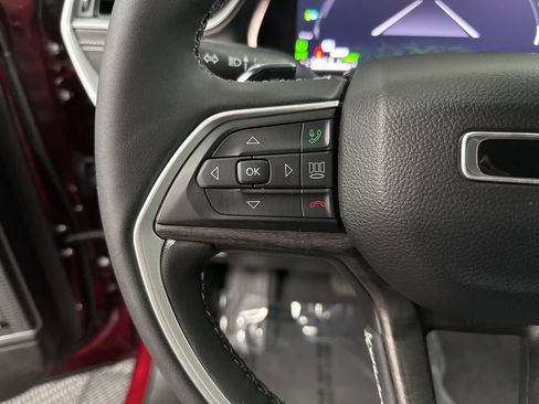Used 2024 Jeep Grand Cherokee Limited 4xe AWD/4WD image 17