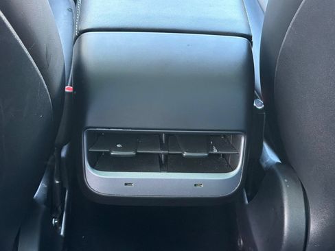 Used 2023 Tesla Model 3 Standard Range RWD image 39