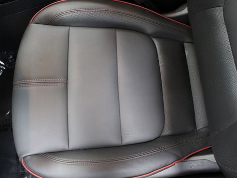 Used 2024 Chevrolet TrailBlazer RS image 15