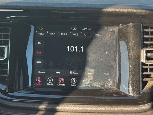 Used 2023 Dodge Durango SXT image 21