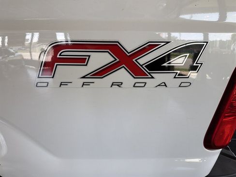 Used 2012 Ford F250 XLT w/ XLT Premium Pkg AWD/4WD image 30
