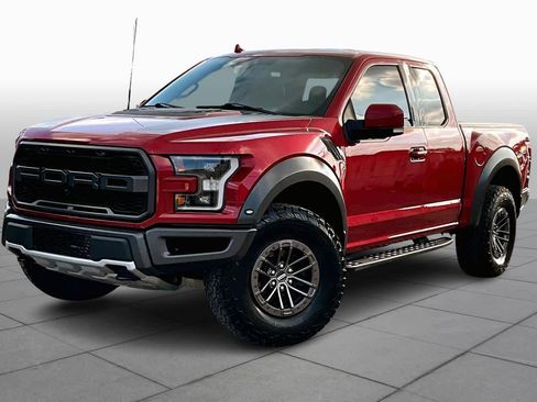 Used 2019 Ford F150 Raptor w/ Equipment Group 802A Luxury image 34
