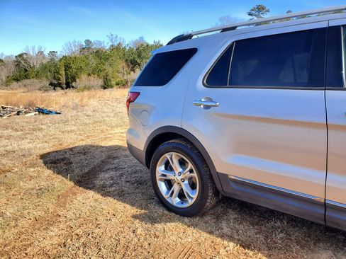 Used 2014 Ford Explorer Limited w/ Equipment Group 302A image 14