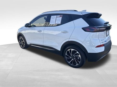 Used 2023 Chevrolet Bolt EUV Premier w/ Sun & Sound Package image 3