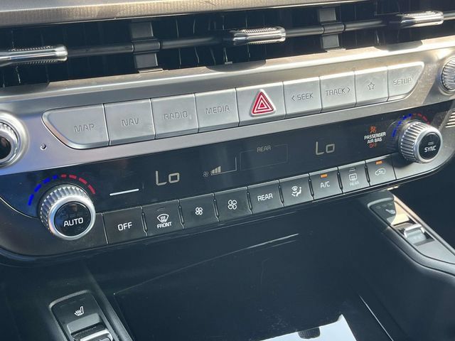 Used 2025 Kia Telluride S AWD/4WD image 34