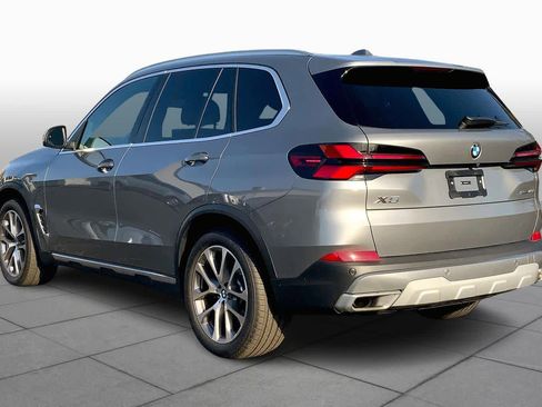 Certified 2026 BMW X5 sDrive40i image 11