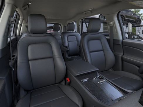 New 2026 Lincoln Aviator Premiere image 10