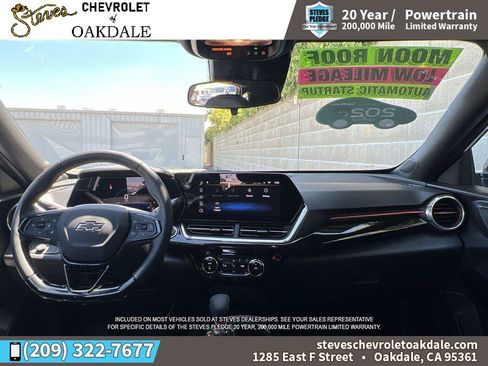 Certified 2026 Chevrolet Trax RS w/ Sunroof Package FWD image 24