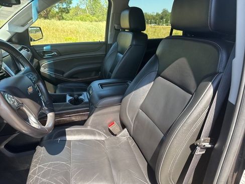 Used 2020 Chevrolet Tahoe LT image 19